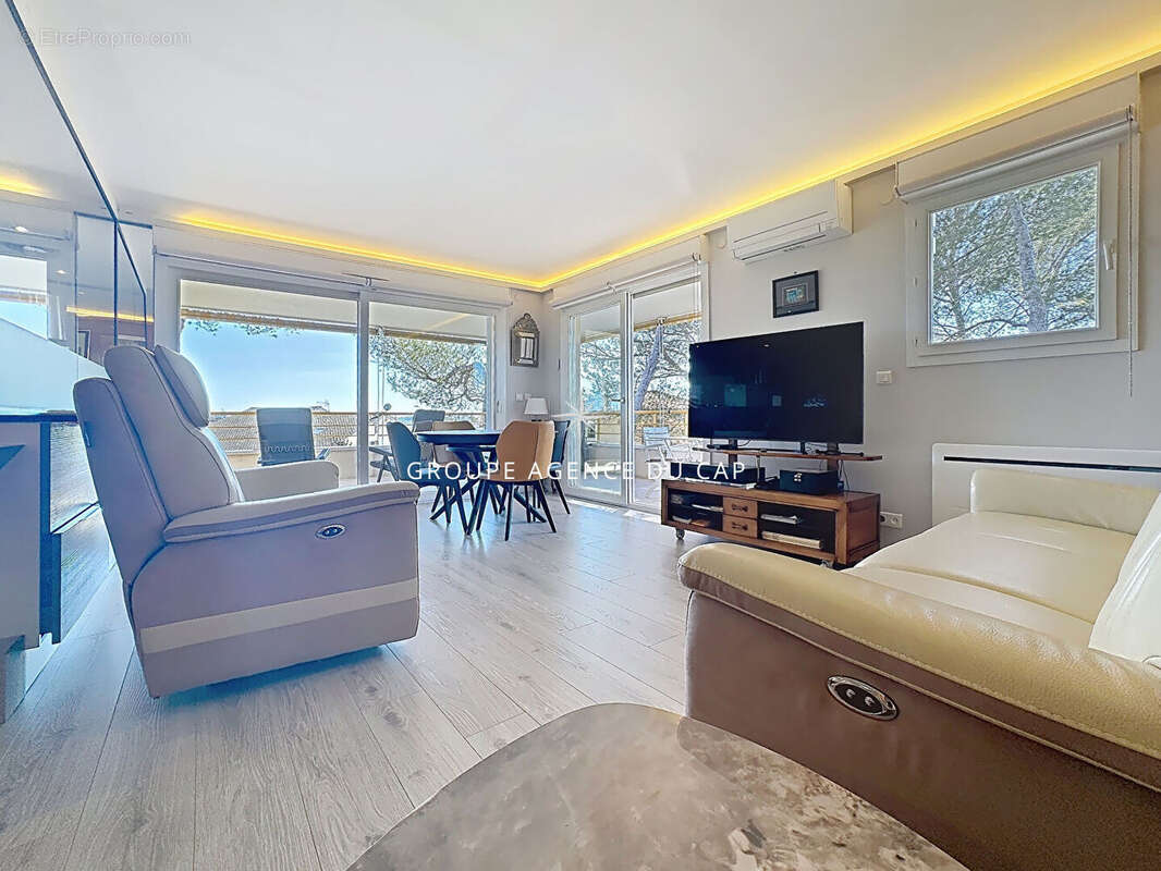 Appartement à SAINT-RAPHAEL