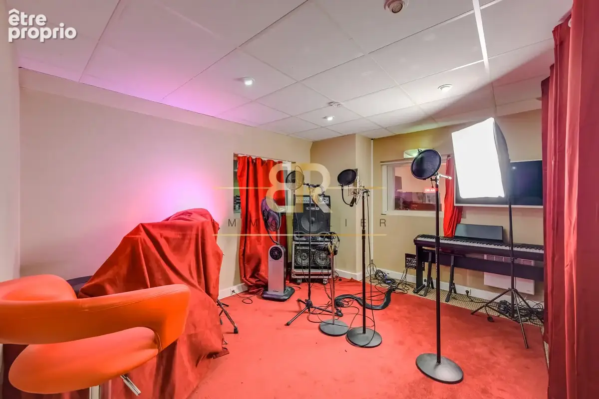 Studio d’enregistrement / 141 m2 en souplex / Usage mixte - photo 8