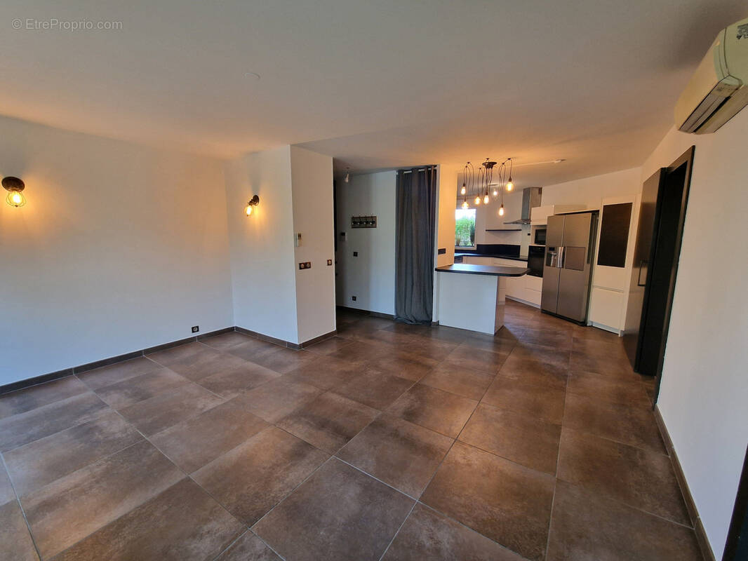 Appartement à LYON-3E