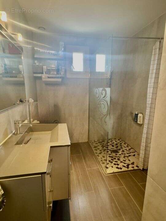 Maison à ROCHEFORT-DU-GARD