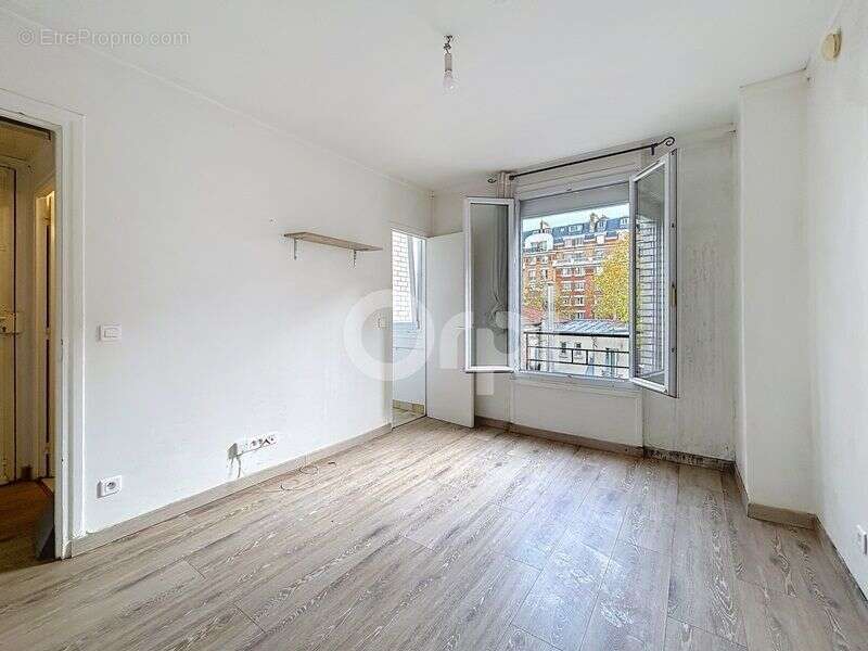 Appartement à PARIS-12E