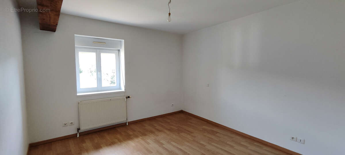 Appartement à SAINTE-FOY-L'ARGENTIERE