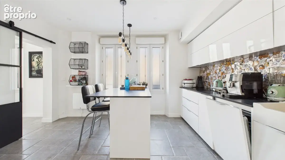 Maison 235m² - Jardin et terrasses - Proche centre-ville - photo 4