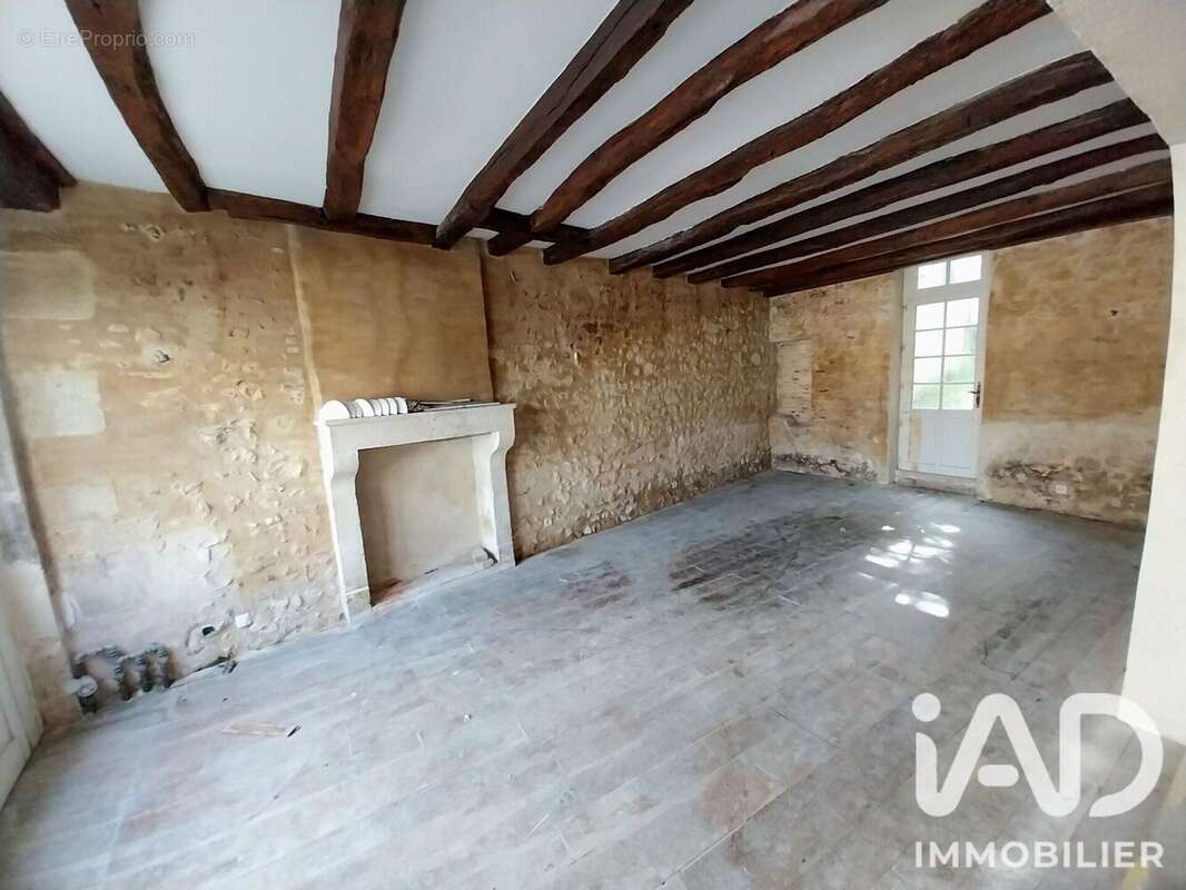 Maison 139 m² à Montmorillon  - photo 2