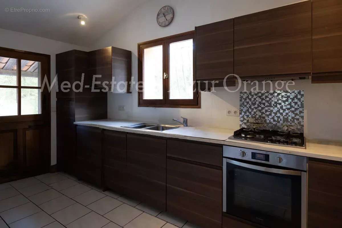 Maison à PLAN-DE-LA-TOUR