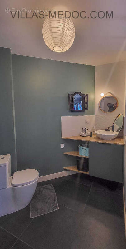 Maison à VENDAYS-MONTALIVET