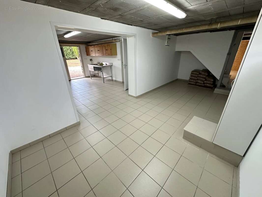 Pavillon sur sous-sol entièrement rénové en 2026 - photo 21