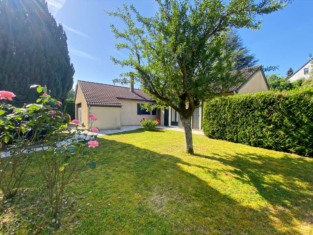 Maison à BOISSISE-LE-ROI