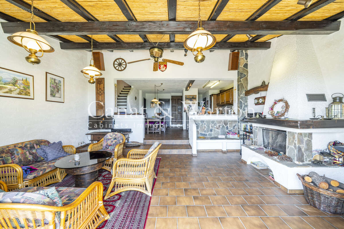 Maison à LA CROIX-VALMER