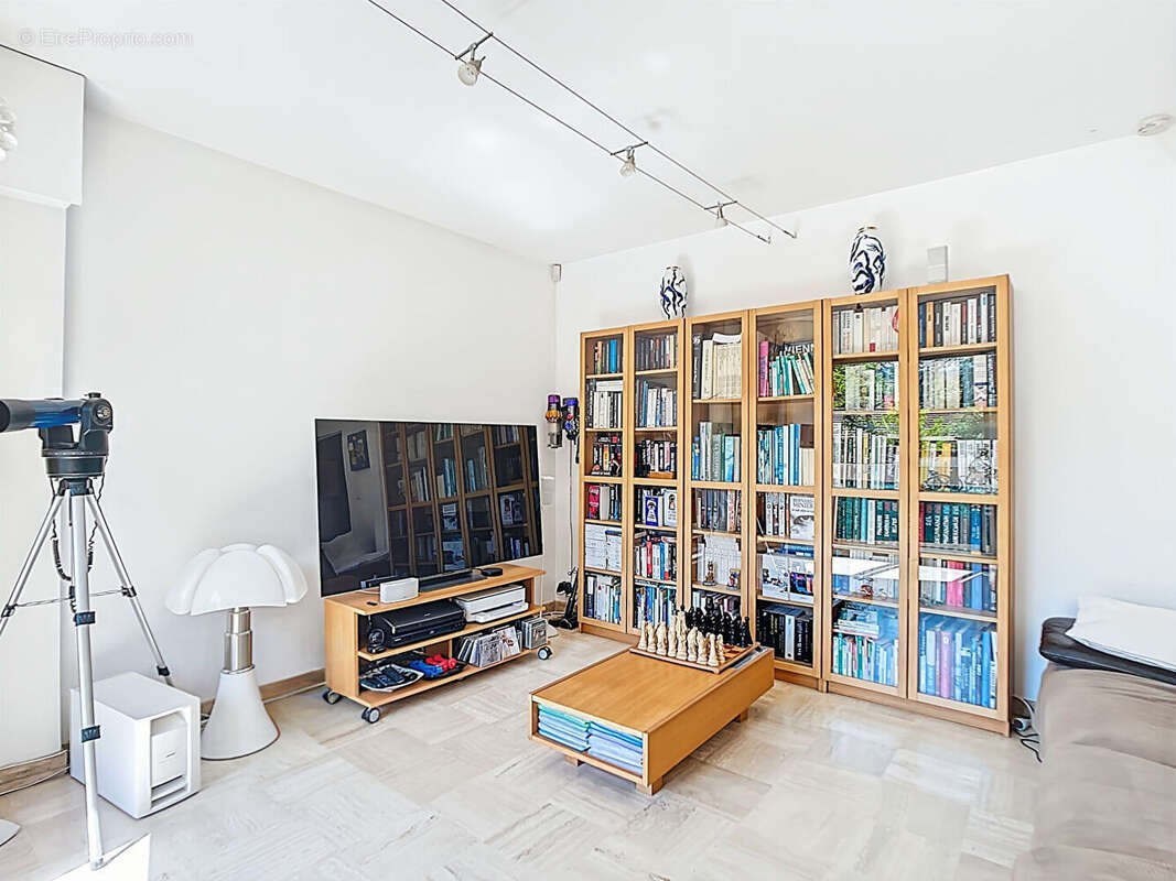 Appartement à MARSEILLE-9E