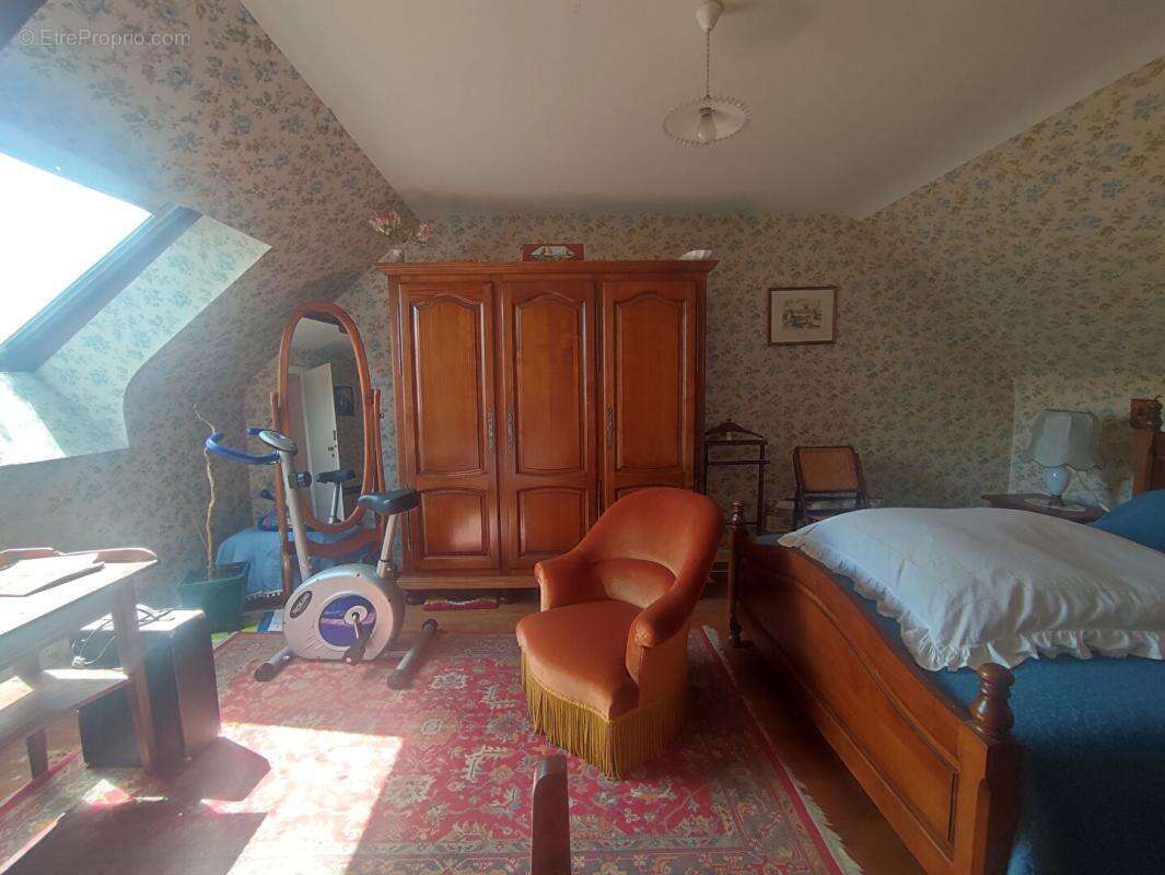 Maison à NOYAL-PONTIVY