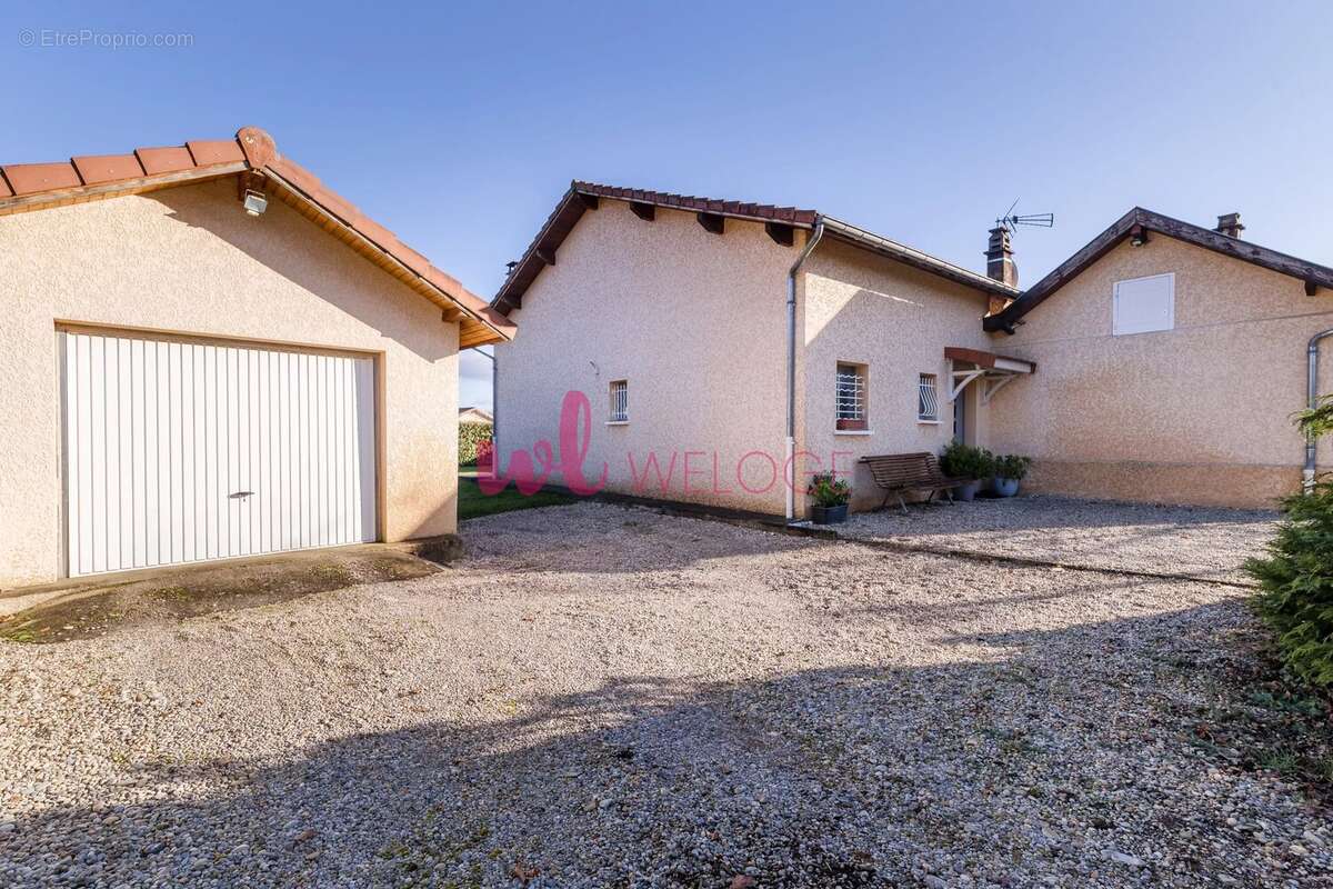 Maison à TIGNIEU-JAMEYZIEU