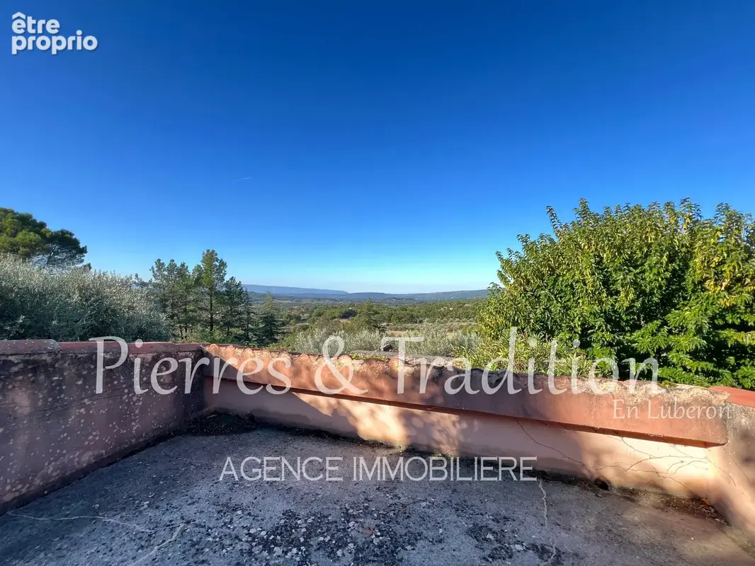 Propriété à St Saturnin les Apt avec vue et piscine - photo 13