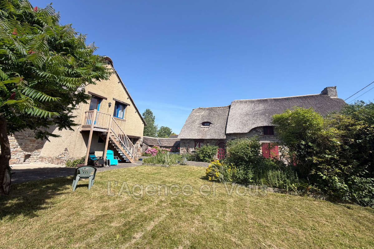 Maison 223 m² à Hirel  - photo 4