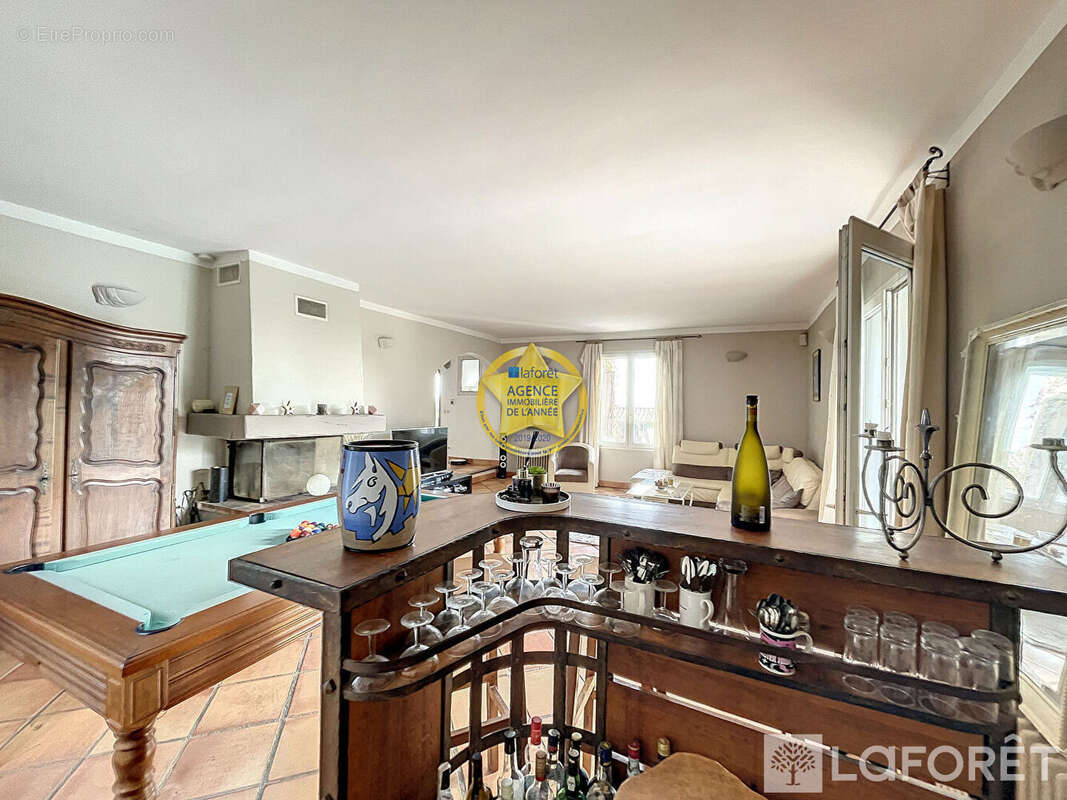 Maison à ROCHEFORT-DU-GARD