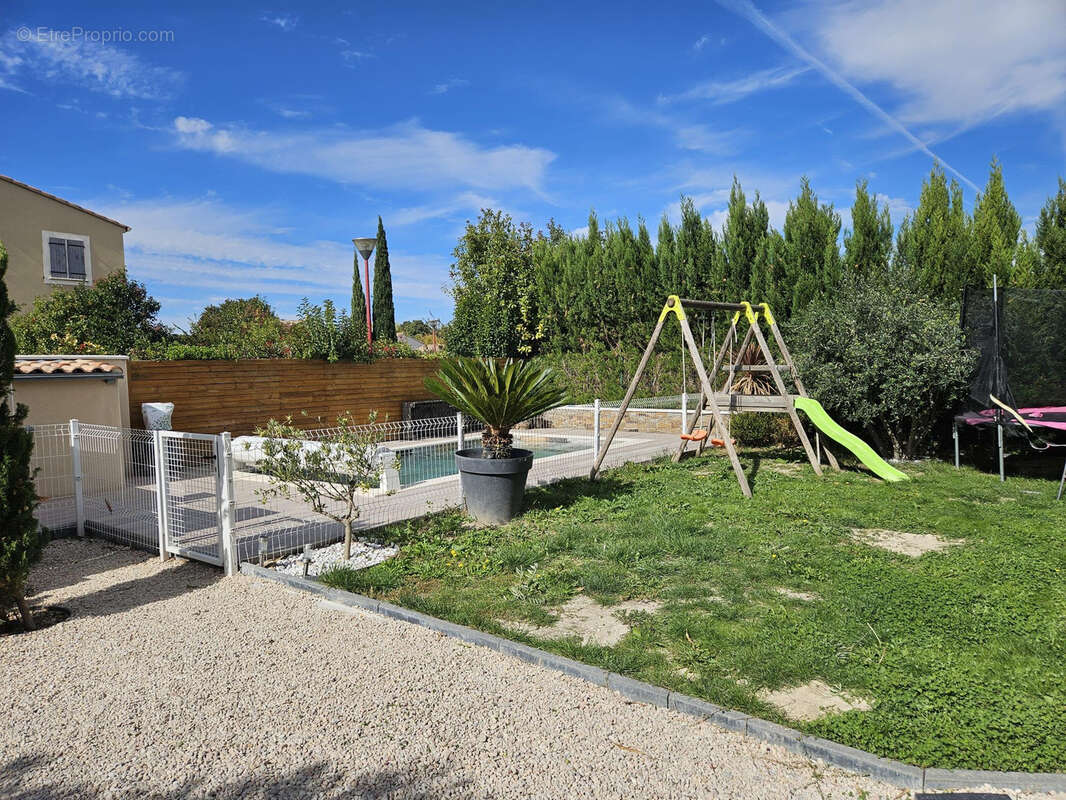 Maison à JONQUIERES