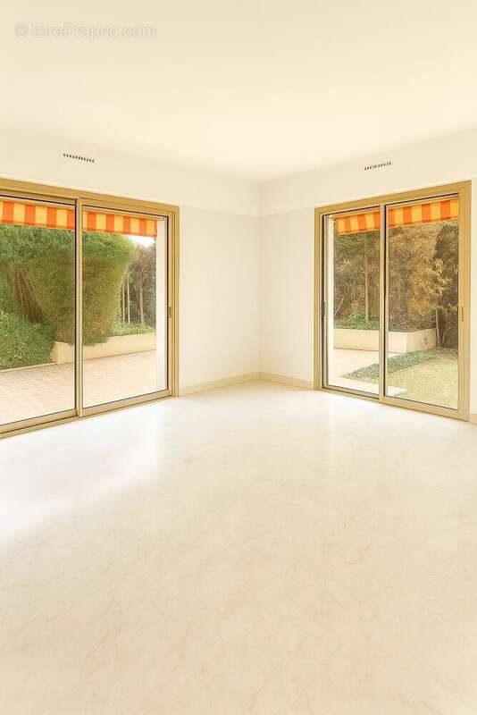 Appartement à BEAULIEU-SUR-MER