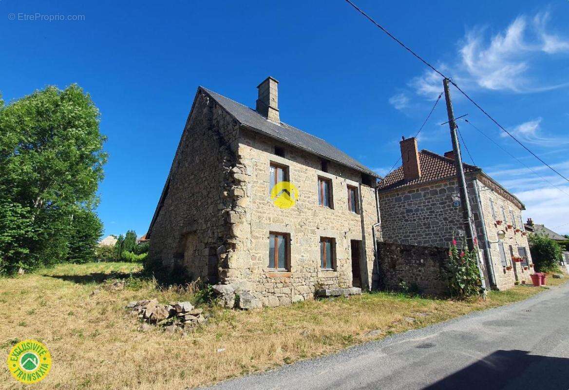 Maison à AUZANCES