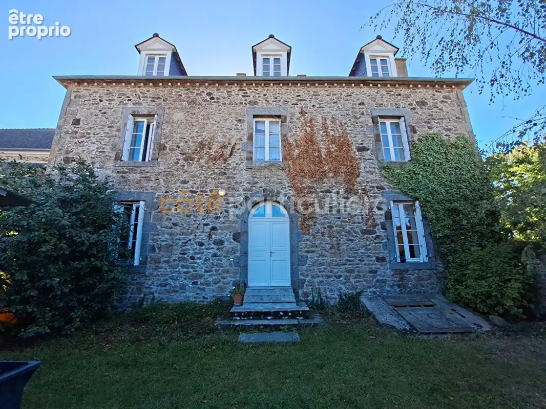 A vendre - Château-Malo - demeure 7 pièces, jardin - photo 2