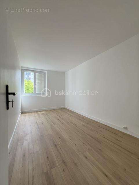 Appartement à ROSNY-SOUS-BOIS