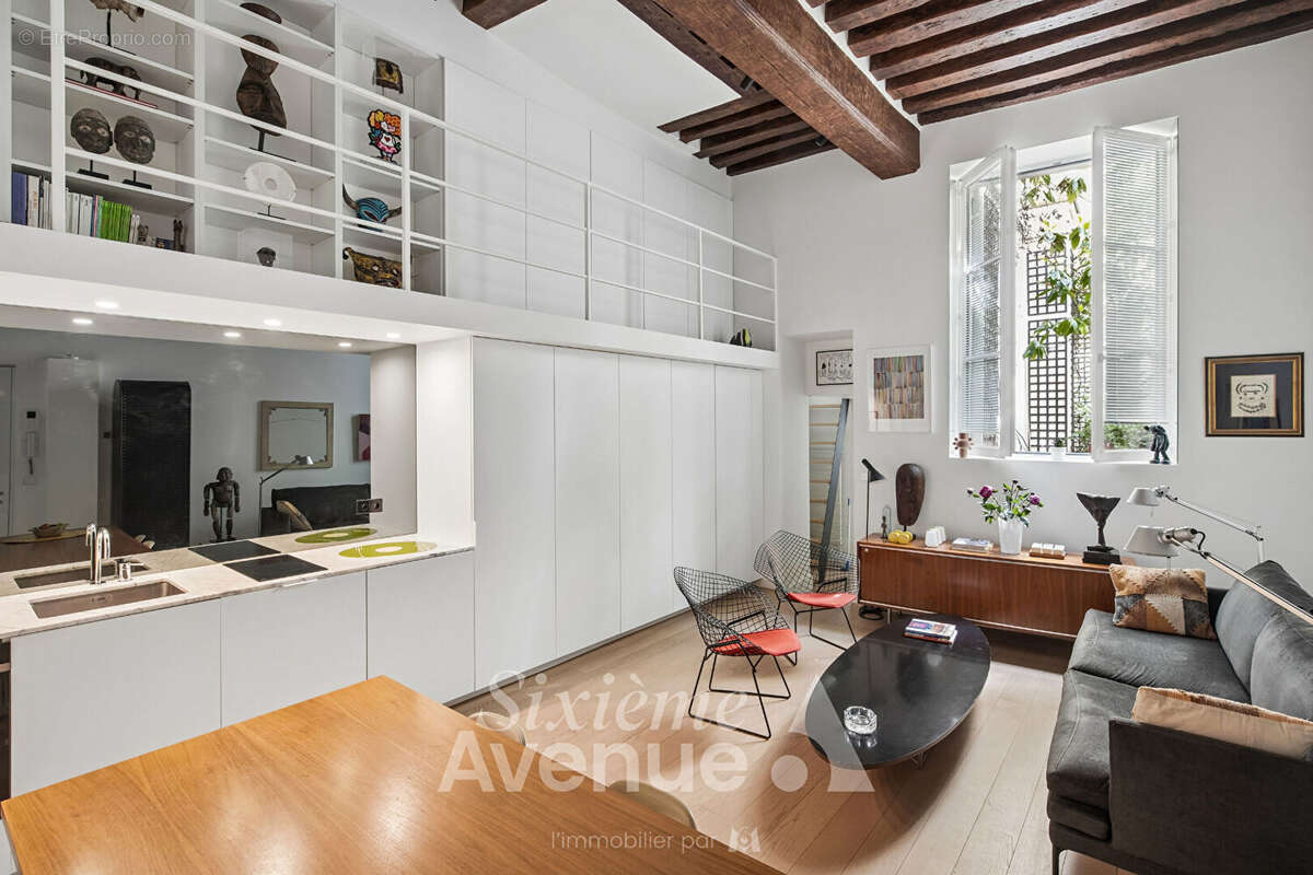 Appartement à PARIS-4E