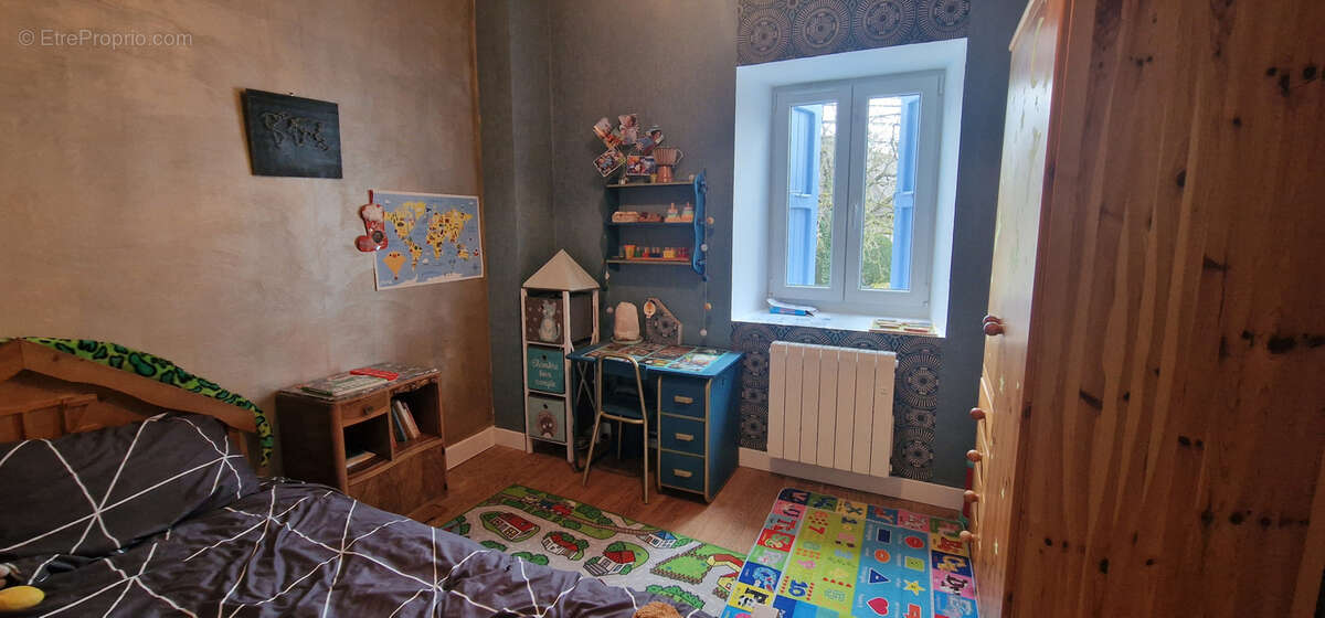 Maison à LA TOUR-DU-PIN