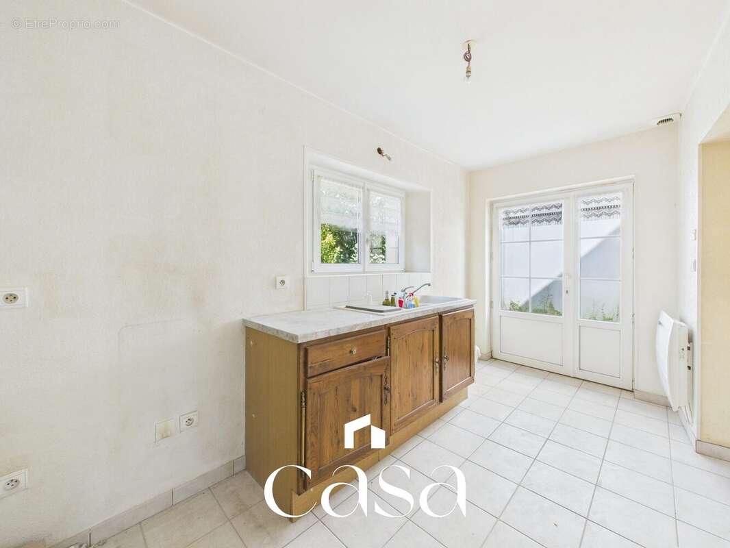 Maison 74 m² à Caen  - photo 4