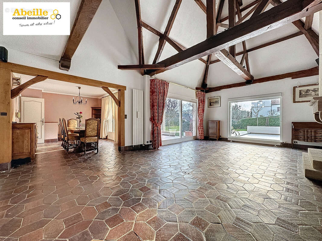 Maison à SAINT-CHERON