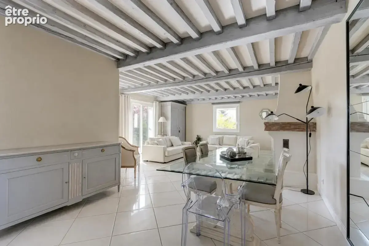 Charmante maison avec piscine à Saint-Laurent-de-Mure - photo 5