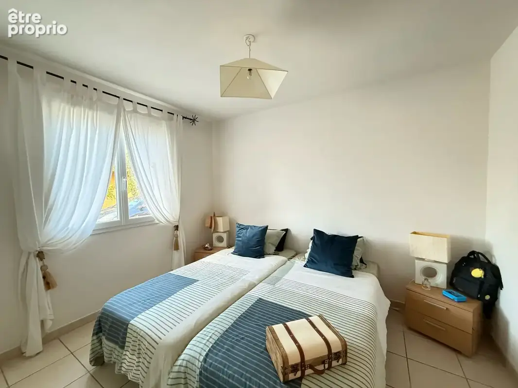 Maison avec piscine, vue exceptionnelle et terrain constructible - photo 12