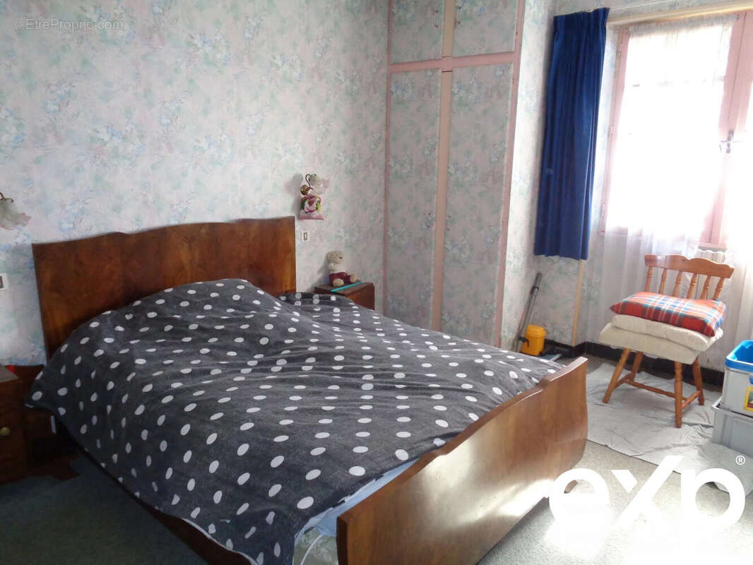 Maison à MONTAGRIER