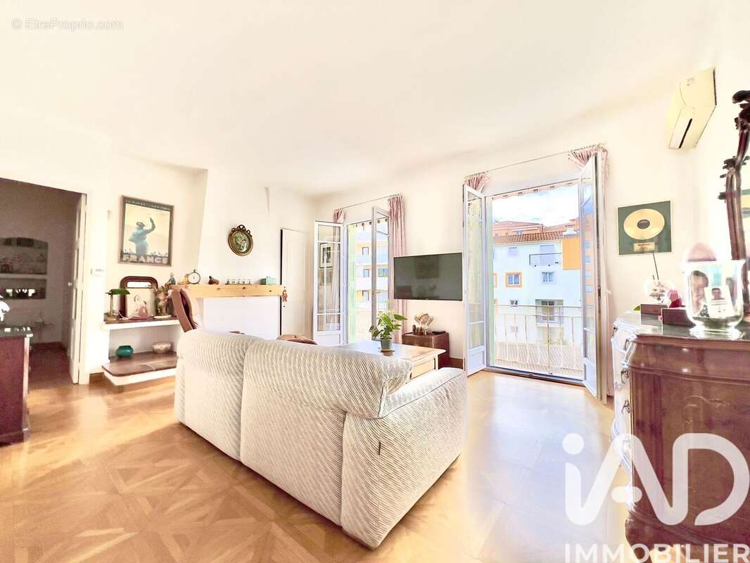 Photo 4 - Appartement à SAINT-RAPHAEL