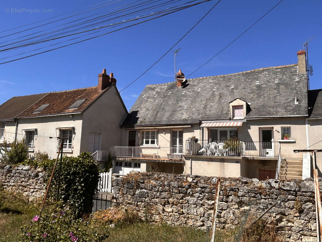Maison à LE PONT-CHRETIEN-CHABENET