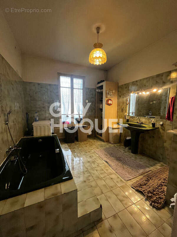 Maison à ROSNY-SOUS-BOIS