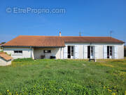 Maison à ECHILLAIS