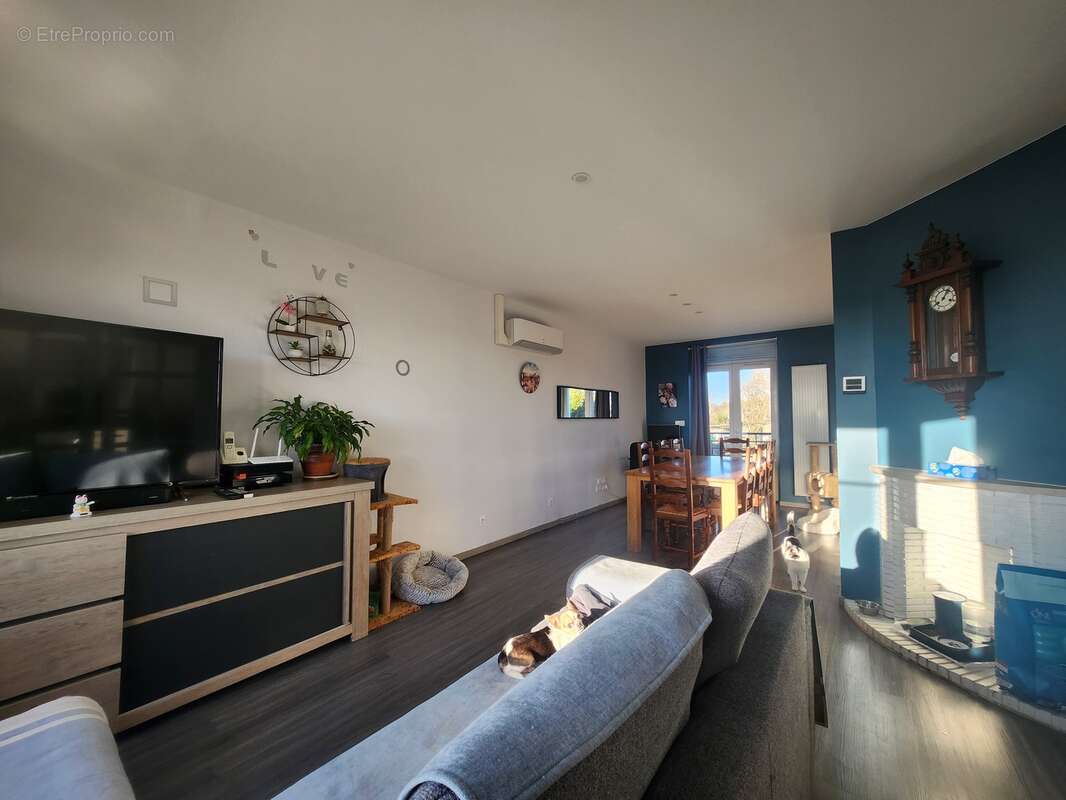 Maison à SAINT-GERMAIN-LES-BELLES