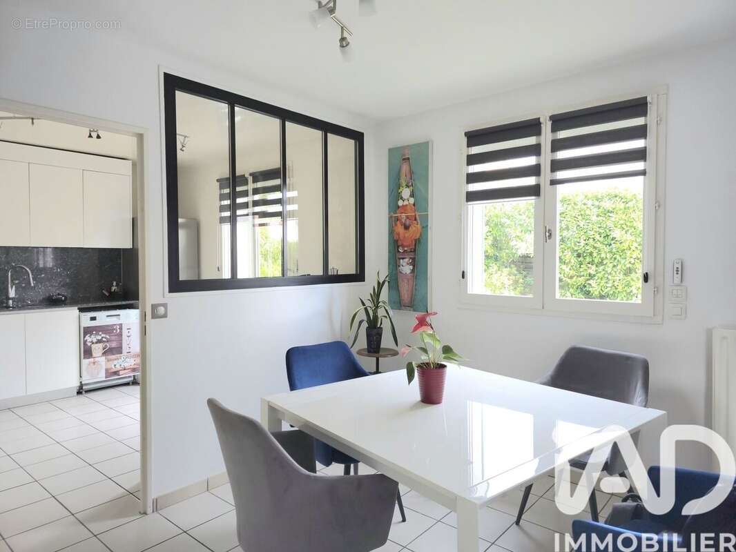 Photo 4 - Maison à VAUREAL