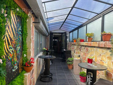 Local commercial de 231 m2 avec terrasse de 60 m2 - photo 3