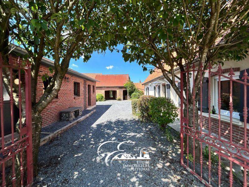 Maison à ZUDAUSQUES