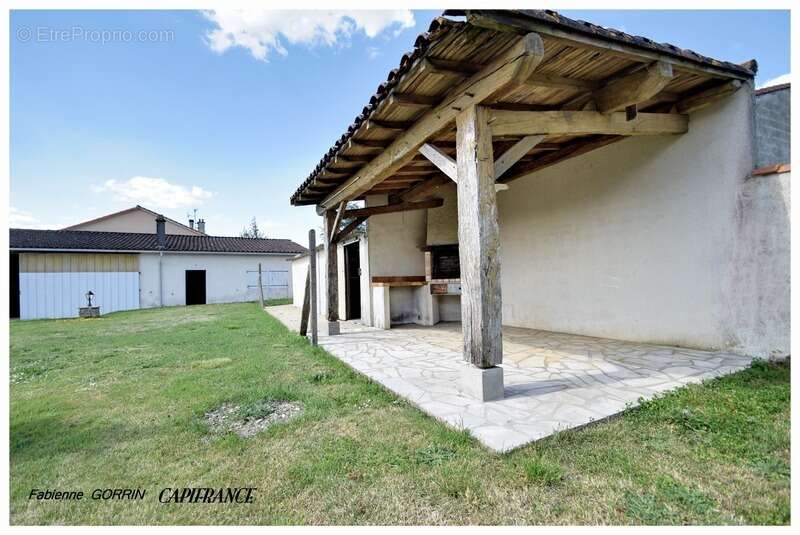 Maison à MOUGON