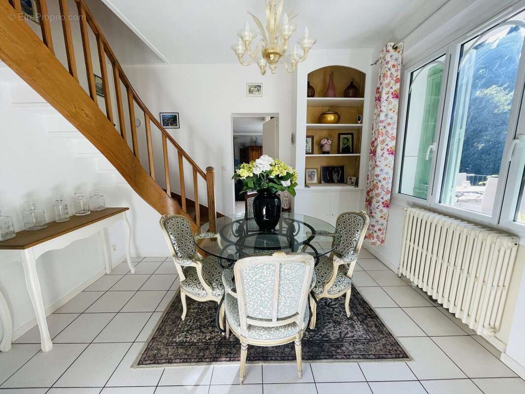 Maison à VILLENEUVE-LES-AVIGNON