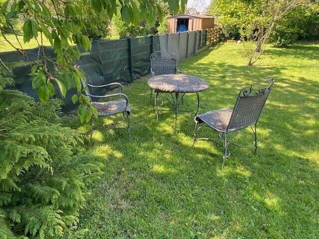 Maison à TREMBLAY-LES-VILLAGES