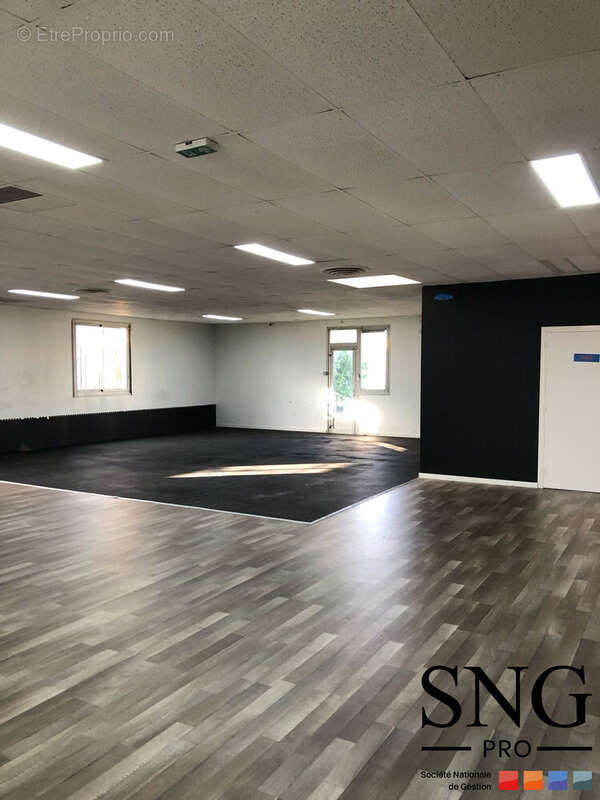 Commerce à BONDOUFLE