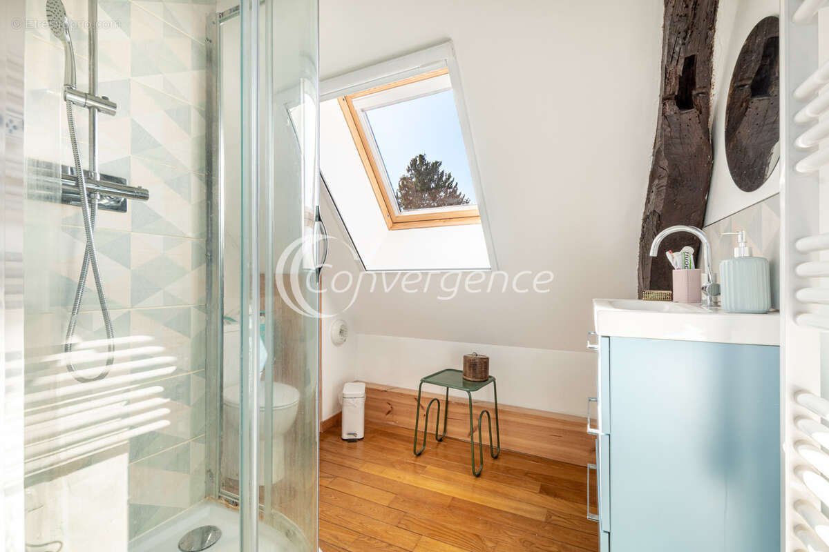 Maison à SAINT-VITTE-SUR-BRIANCE