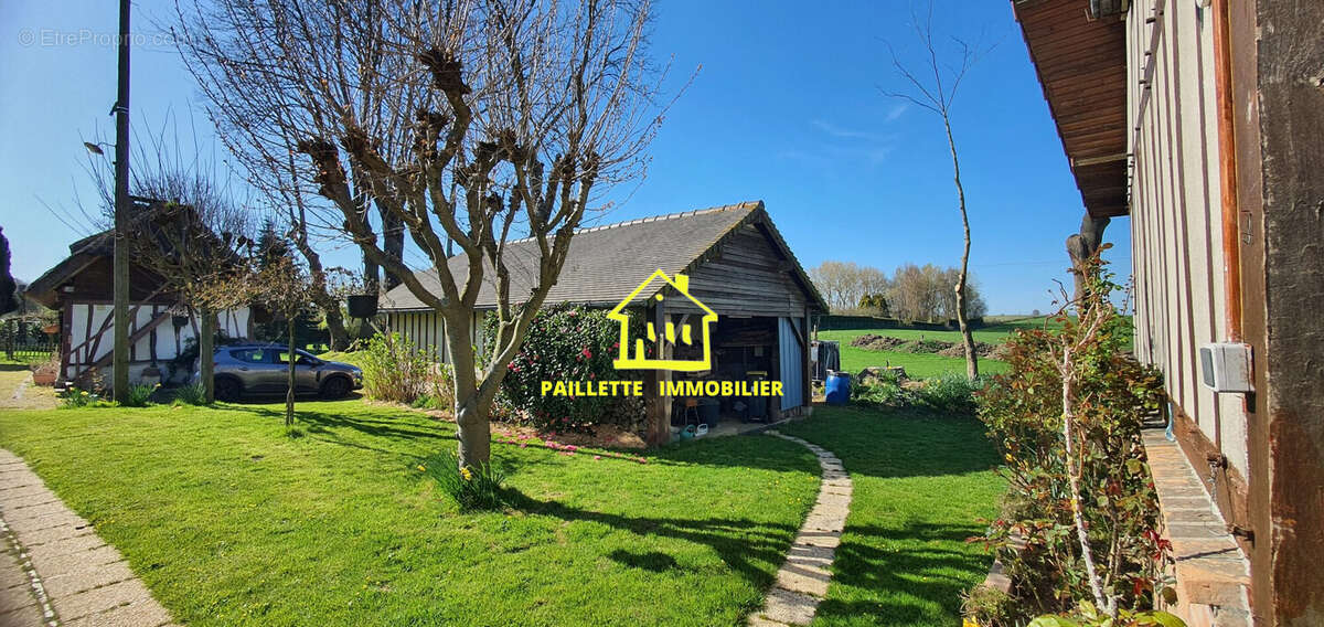 Maison à SAINT-GILLES-DE-LA-NEUVILLE