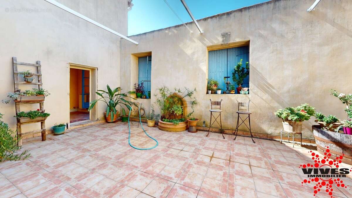 Maison de caractère de 200 m² avec terrasse tropézienne - photo 16