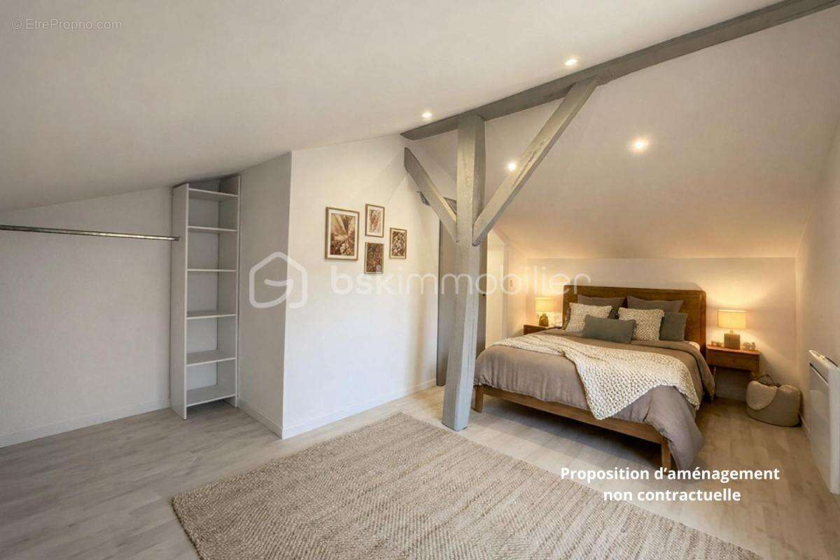 Maison de caractère rénovée — Au cœur d'un des plus beaux villages de France — Jardin plein sud, stationnement privatif - photo 13