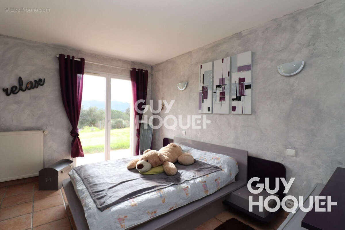 Maison à VILLENEUVE-DE-LA-RAHO