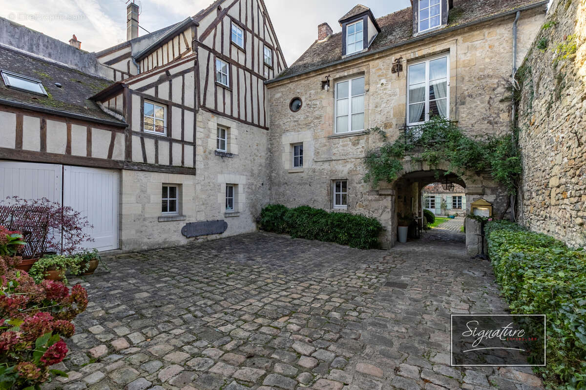 Maison à SENLIS