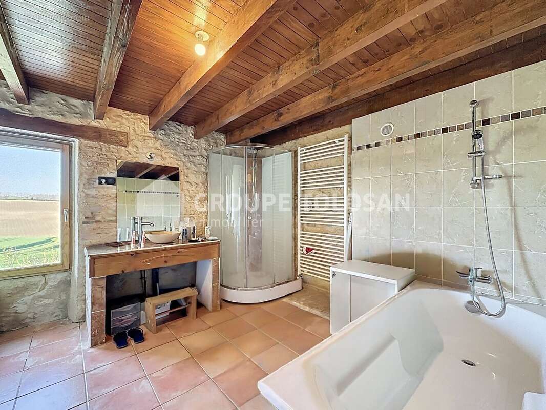 Maison à LANTA